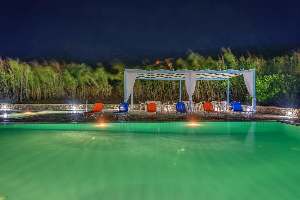 Hotel Smaragdi Apartments Vissa Екстериор снимка