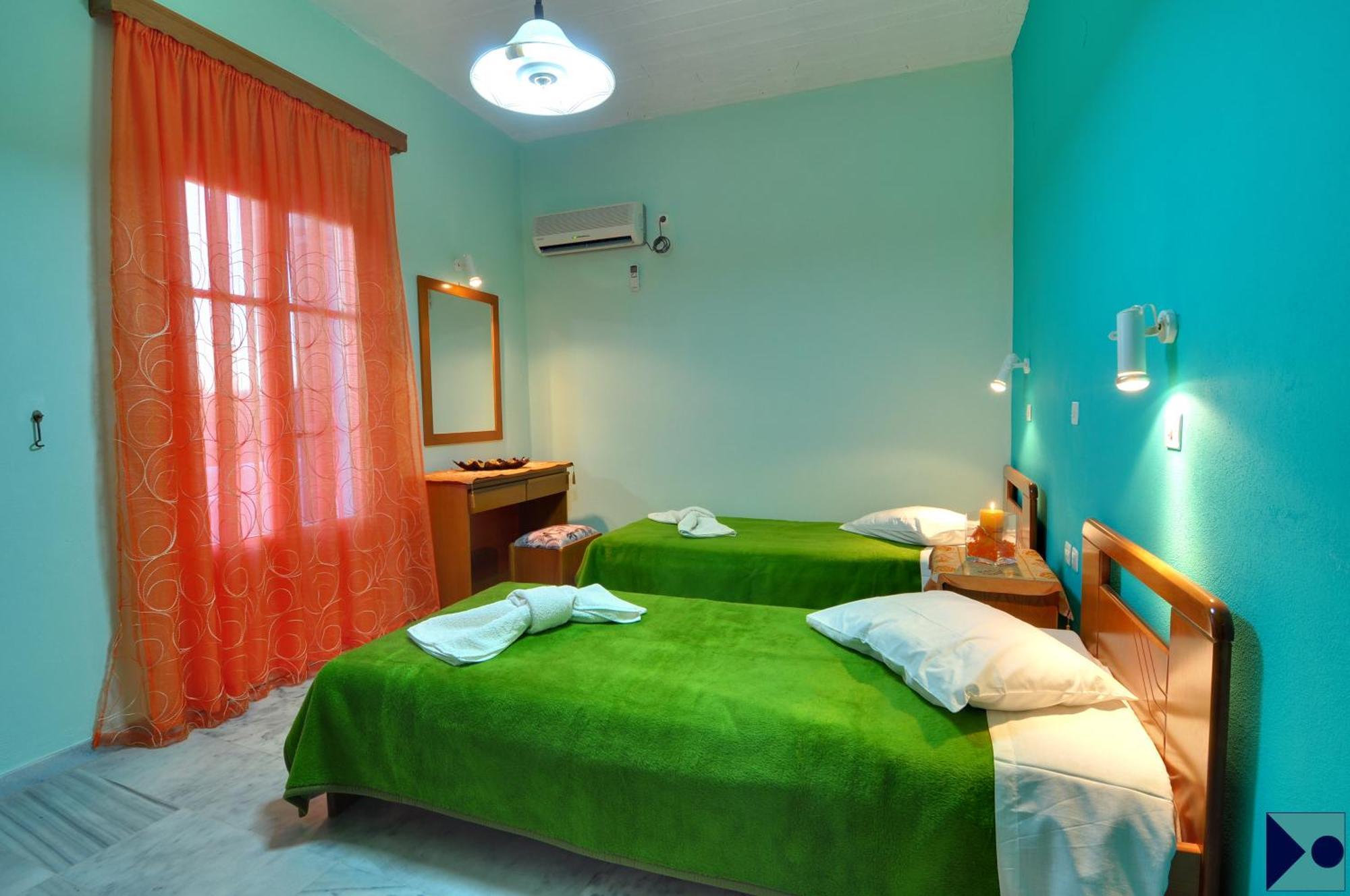Hotel Smaragdi Apartments Vissa Стая снимка
