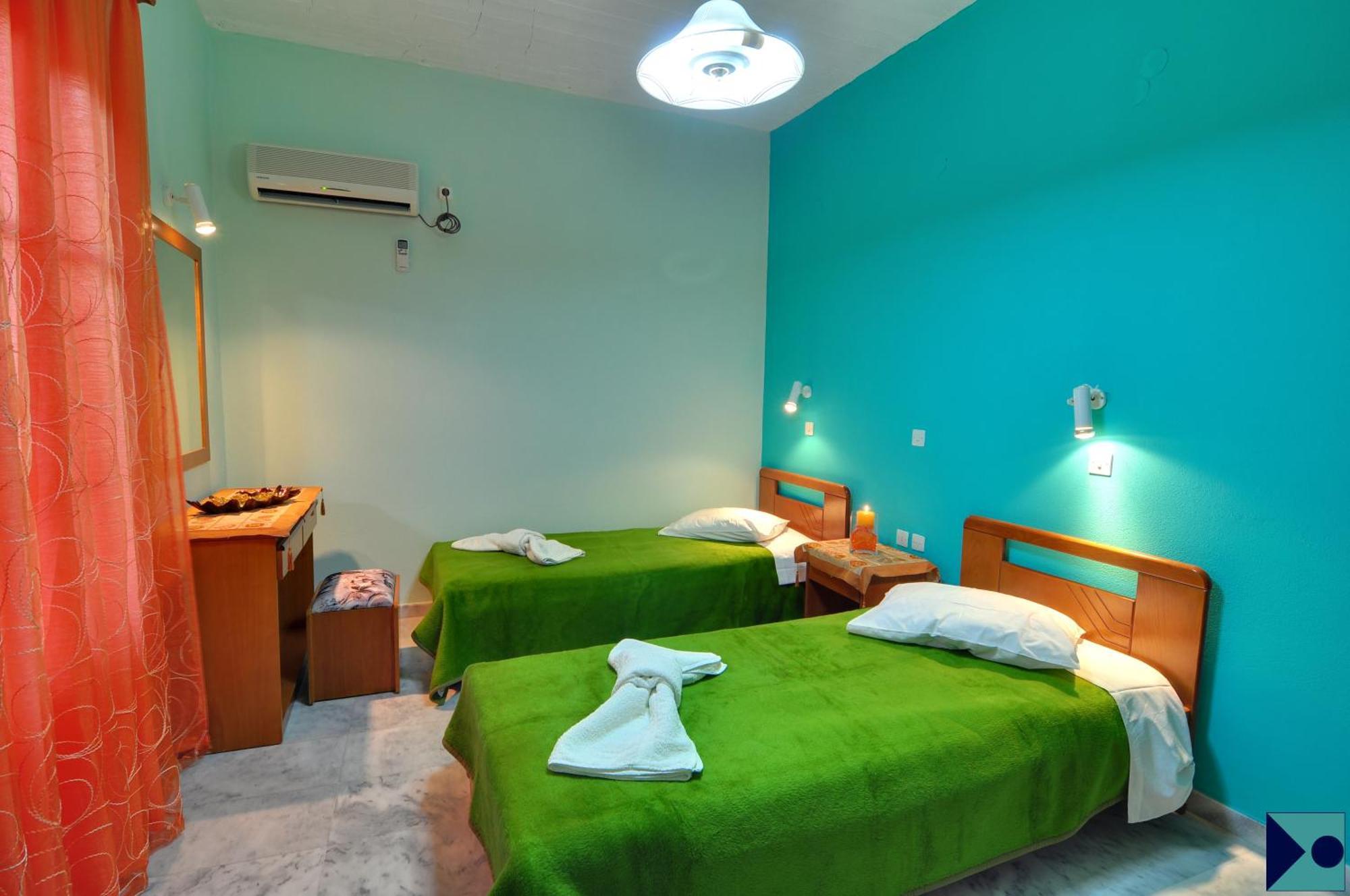 Hotel Smaragdi Apartments Vissa Стая снимка