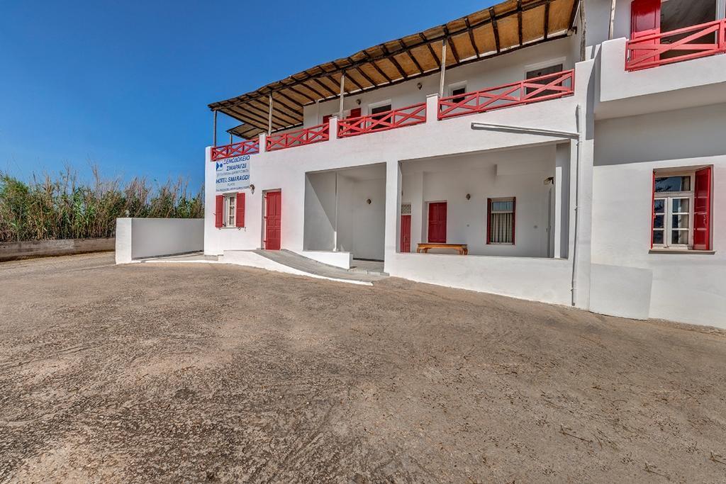 Hotel Smaragdi Apartments Vissa Екстериор снимка