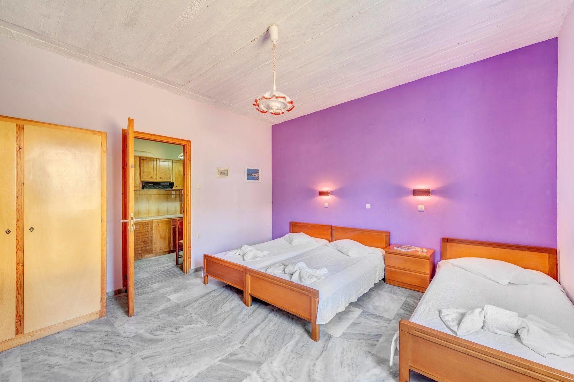 Hotel Smaragdi Apartments Vissa Екстериор снимка