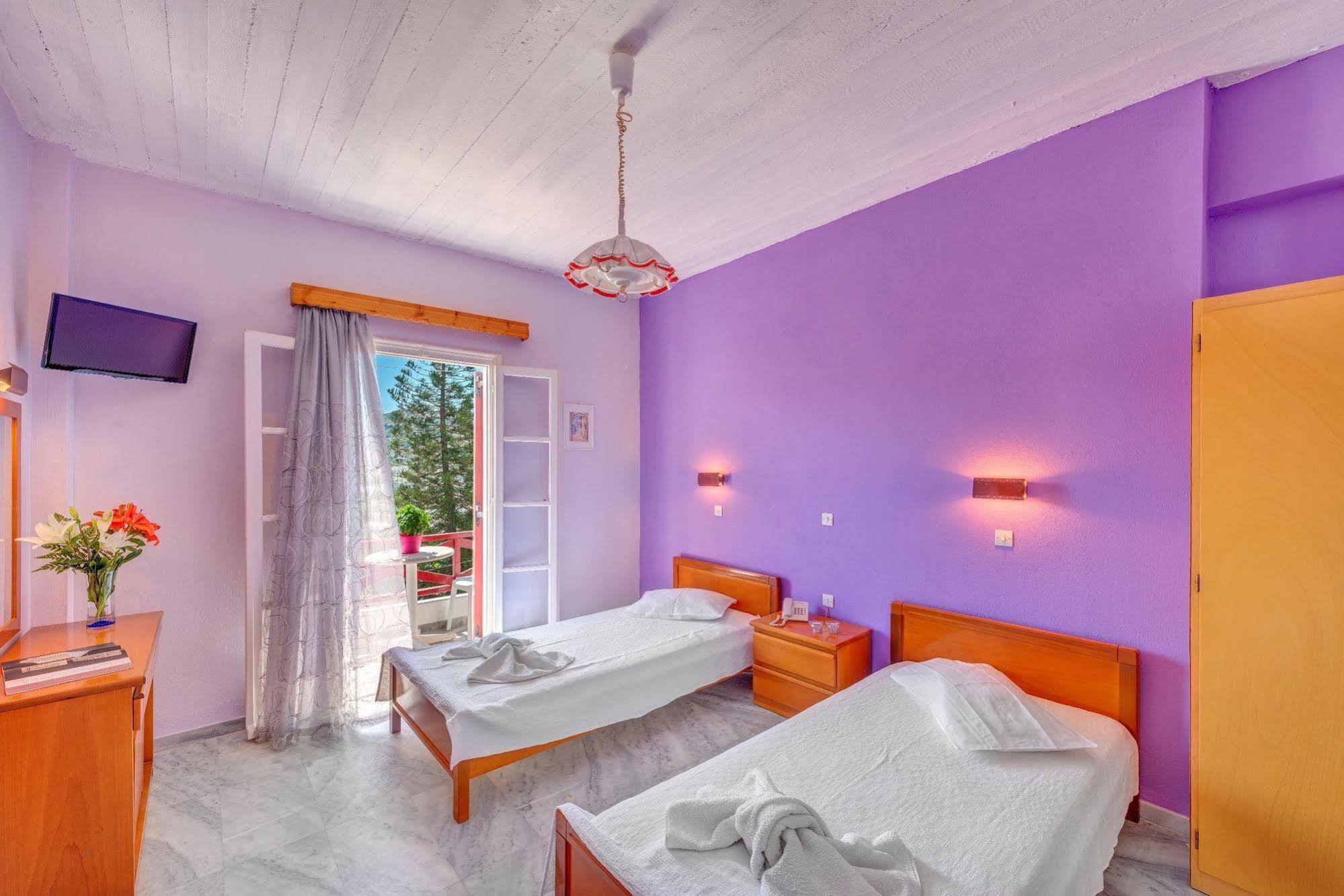 Hotel Smaragdi Apartments Vissa Екстериор снимка