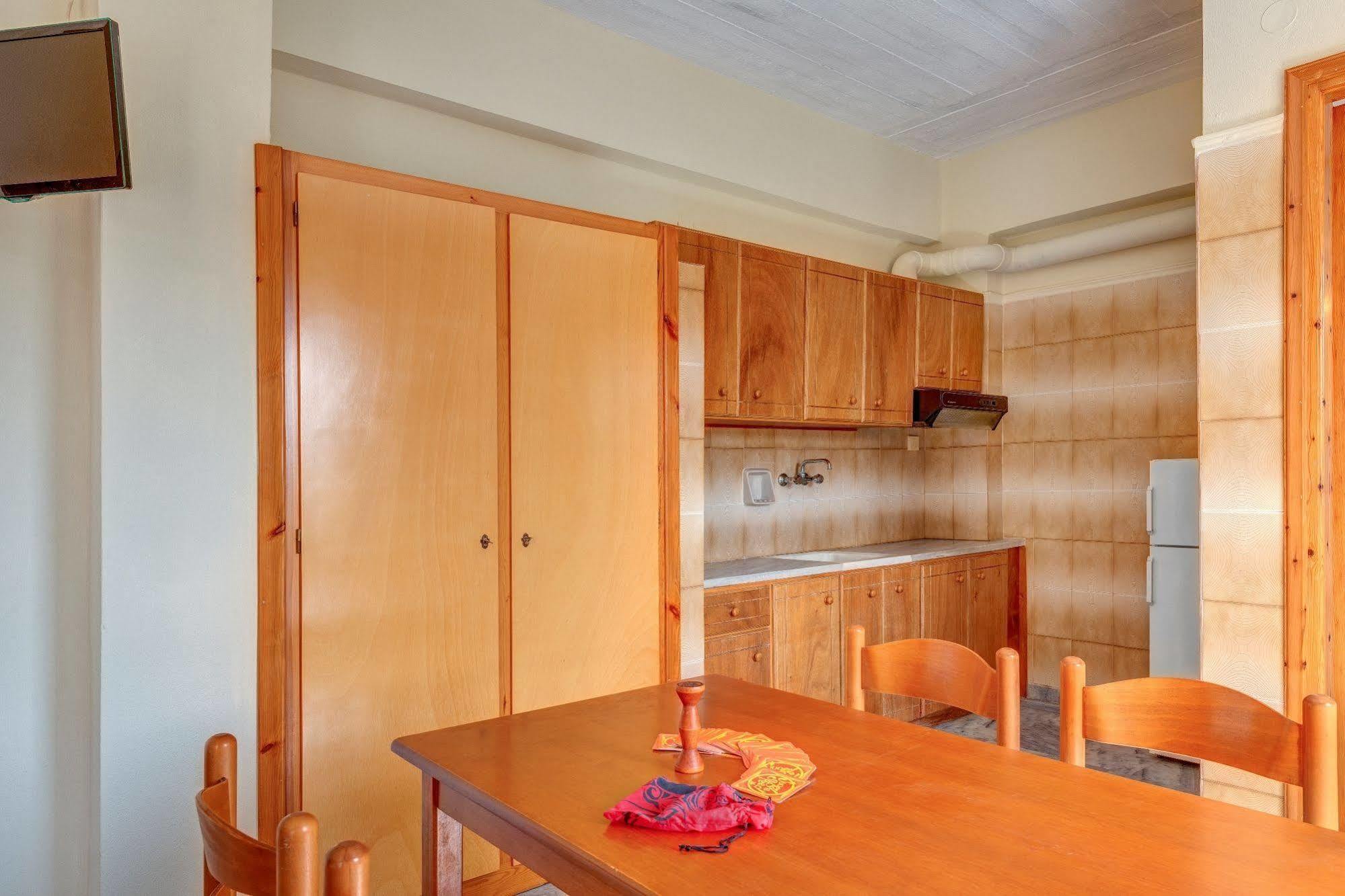 Hotel Smaragdi Apartments Vissa Екстериор снимка